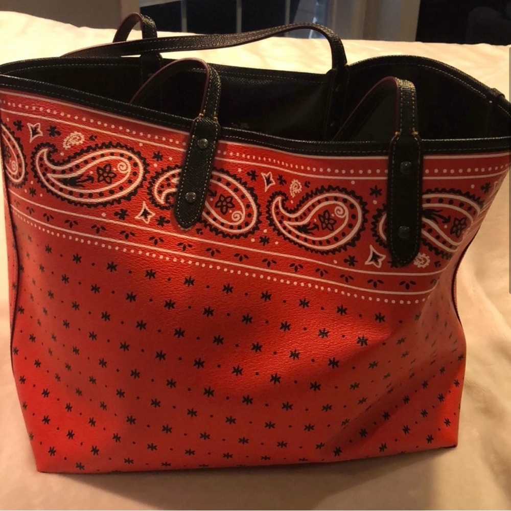 Coach Disney reversible Limited Edition tote - Picture 5 of 10